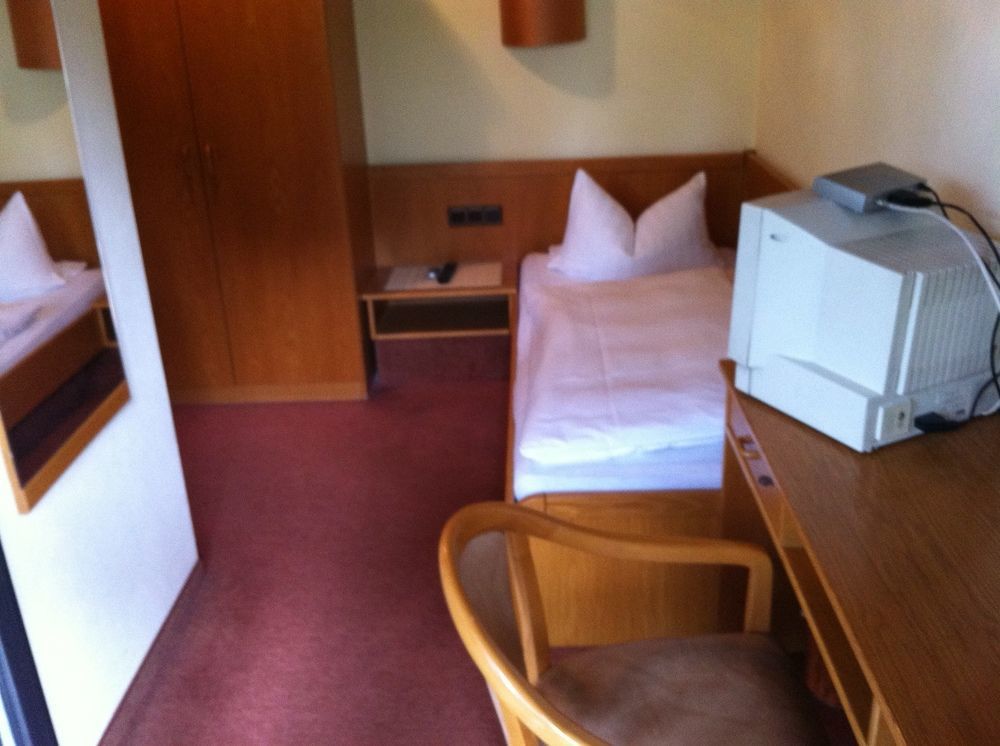 Hotel Bacchusstube Garni Goldbach  외부 사진